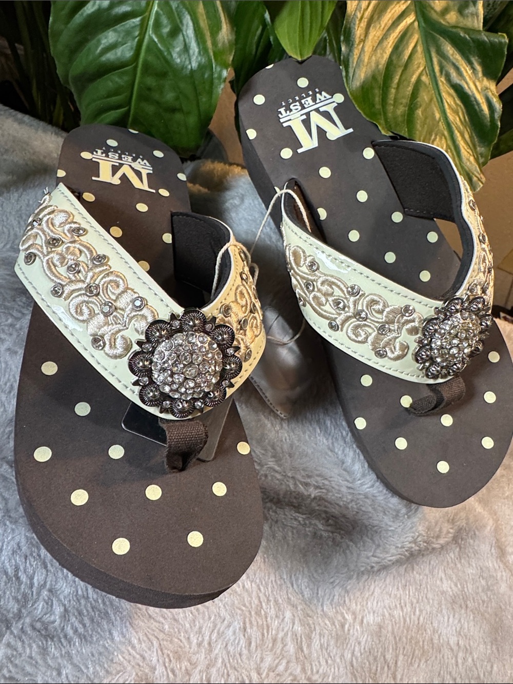 Montana West Brown Wedge Sandal Beige/Rhinestine Strap - Size 10